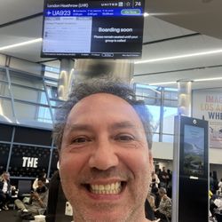 The Worlds Best Massage - Me traveling to London