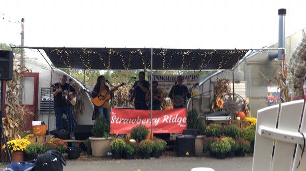 Van Houten Farms by null