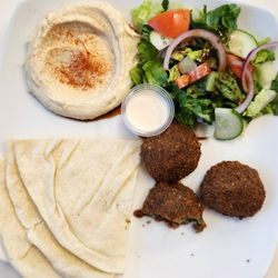 Yaffa Cafe - Falafel Platter