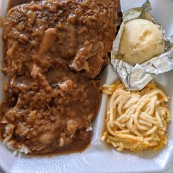 Dorothy's Soul Food Kitchen - Smothered Turkey + Mash + Spaghetti Cheese