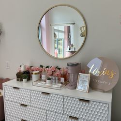 Toxins At Tiffany’s - Coffee bar and refreshments