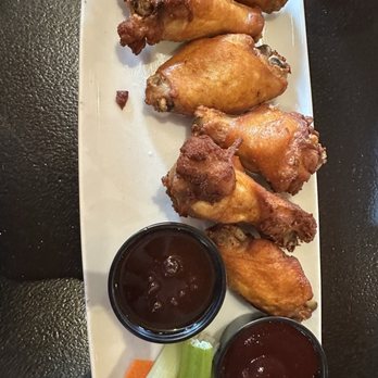 Linda Bean's Maine Kitchen - Wings - Seafood Near Me - Freeport, Maine Linda Bean's Maine Kitchen - Wings - Seafood Near Me - Freeport, Maine
