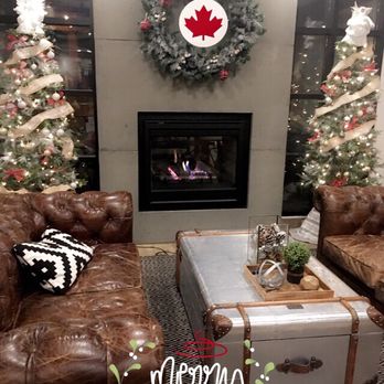 Canalta Lodge - Cozy spot for Christmas Eve! - Hotels Near Me - Banff, Alberta