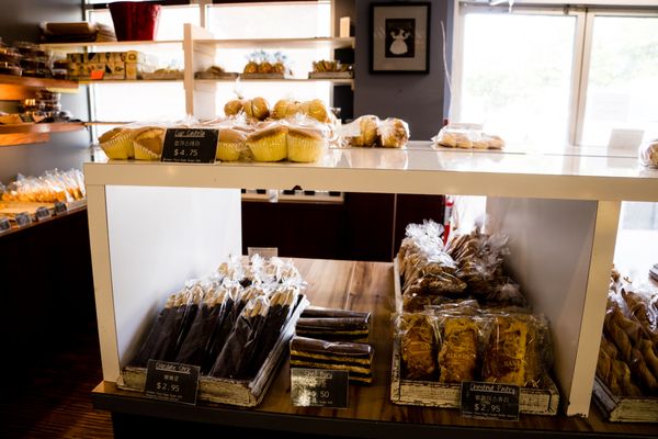 Bon Appetit Bakery & Cafe by null