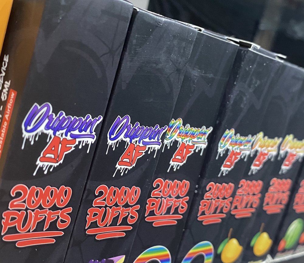 SPARKS SMOKE SHOP Updated July 2024 21 Photos & 11 Reviews 8200