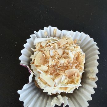 Dahlia Bakery - coconut cream pie - Bakeries Near Me - Seattle, Washington Dahlia Bakery - coconut cream pie - Bakeries Near Me - Seattle, Washington