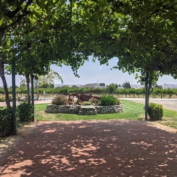 Concannon Vineyard - Wine Tasting Room Near Me - Livermore, California