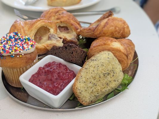 The Huntington's Rose Garden Tea Room by null The Huntington's Rose Garden Tea Room by null