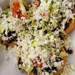 Sopes De Pollo