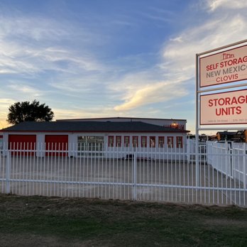 Self Storage New Mexico - Clovis - W. 7th St. - Office Building - Self Storage Near Me - Clovis, New Mexico Self Storage New Mexico - Clovis - W. 7th St. - Office Building - Self Storage Near Me - Clovis, New Mexico