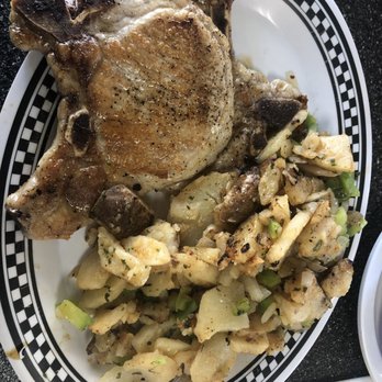 Classic Diner - Pork chop with country potatoes - Diners Near Me - Fremont, California Classic Diner - Pork chop with country potatoes - Diners Near Me - Fremont, California