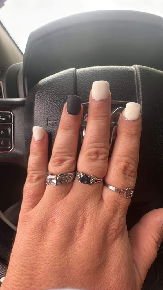 Spa Nails Logo