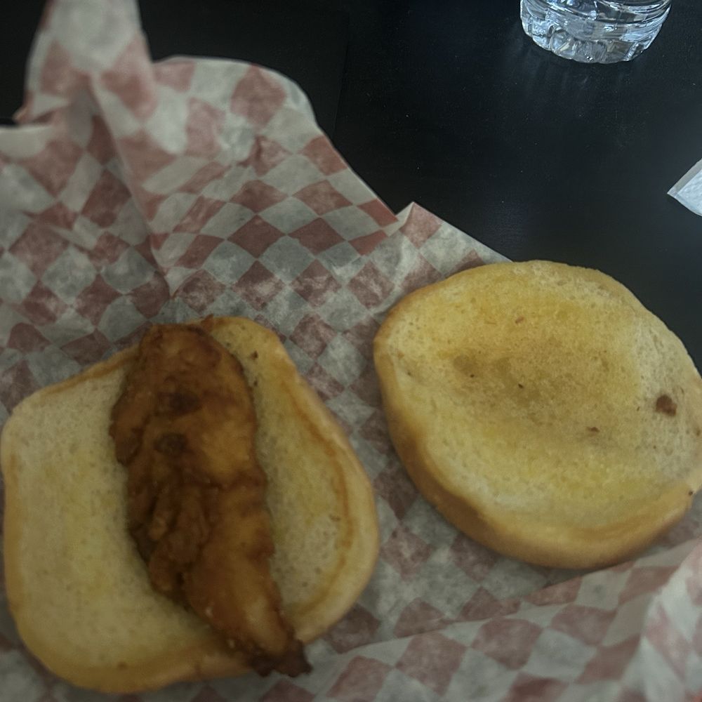 I ordered a chicken sandwich with no coleslaw and this is what I get. What is this? I ordered a chicken sandwich with no coleslaw and this is what I get. What is this?