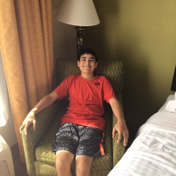 Holiday Inn Express & Suites Minden - Comfy chair - Hotels Near Me - Minden, Nevada