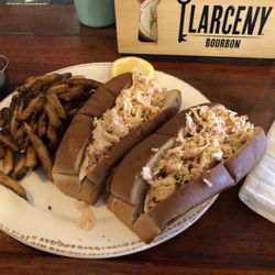 Reel Bar - Lobster roll - amazing