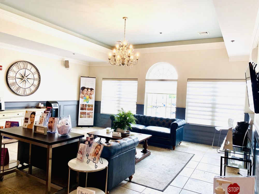 RENEW Medical Aesthetics Logo