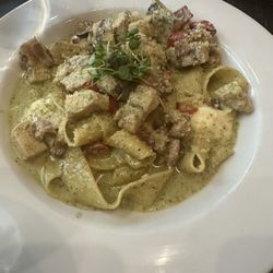 Ripon Social - Creamy Chicken Basil Pesto