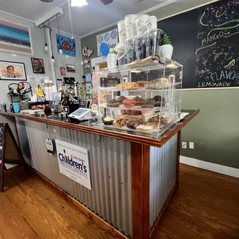 Cool Beans Brew - Coffee bar counter area, very nice - Coffee & Tea Near Me - Fort Pierce, Florida