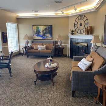 Salterra at Carson Valley - Front Sitting Area - Assisted Living Facilities Near Me - Gardnerville, Nevada