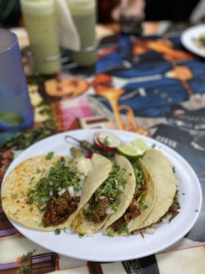 Tacos El Nevado by null