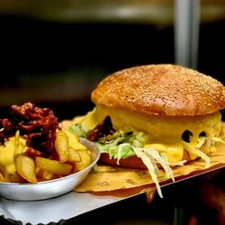La Corte dei Mangioni - MatriMiaBurger