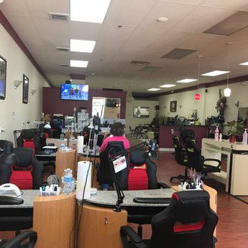Nails Salon - Nail Salons Near Me - Harrison charter Township, Michigan