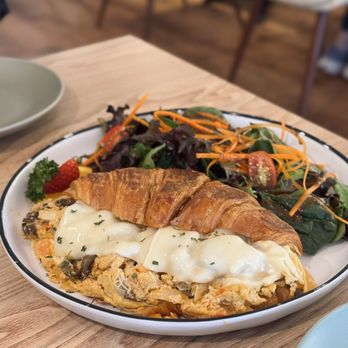Taste & Glory - Tom Yum Scramble - Breakfast & Brunch Near Me - San Mateo, California
