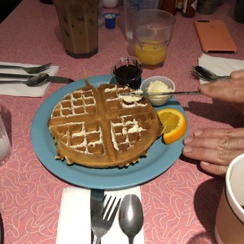 Bonnie Lu's - Cafes Near Me - Ojai, California