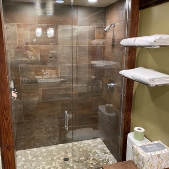 Glen Oaks Big Sur - Hotels Near Me - Big Sur, California Glen Oaks Big Sur - Hotels Near Me - Big Sur, California