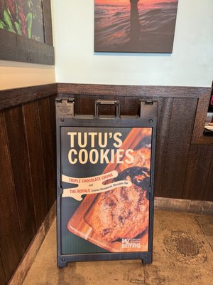 Mo' Bettahs Hawaiian Style Food by null