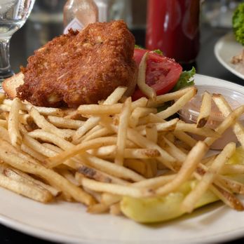 Car Wash Cafe - Crab cake sandwich. Deep fried unfortunately, but otherwise terrific. Tomato was garden fresh. Shoestring fries crisp. - New American Near Me - Kilmarnock, Virginia Car Wash Cafe - Crab cake sandwich. Deep fried unfortunately, but otherwise terrific. Tomato was garden fresh. Shoestring fries crisp. - New American Near Me - Kilmarnock, Virginia