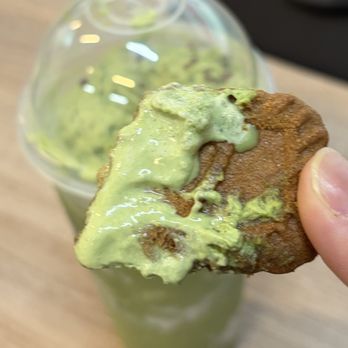 UG Tea - half a biscoff - Bubble Tea Near Me - San Gabriel, California