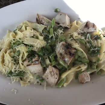 Maggiano's - The "lighter portion" of the chicken Alfredo. With bits of chopped asparagus - Italian Near Me - Friendswood, Texas Maggiano's - The "lighter portion" of the chicken Alfredo. With bits of chopped asparagus - Italian Near Me - Friendswood, Texas