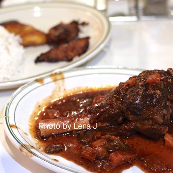 Versailles - Lamb Shank "Jardiniere" (Jarrete de Cordero) ($24.50) - roasted with vegetables, rosemary and red wine. Good but not a must-get. - Cuban Near Me - Miami, Florida Versailles - Lamb Shank "Jardiniere" (Jarrete de Cordero) ($24.50) - roasted with vegetables, rosemary and red wine. Good but not a must-get. - Cuban Near Me - Miami, Florida
