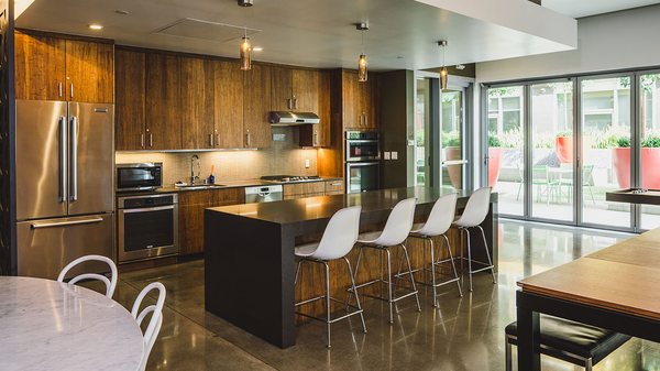 Blossom Plaza by null