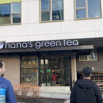 Nana's Green Tea - Outside, located on the side of Venn's building - Desserts Near Me - Bellevue, Washington