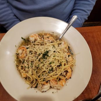 Fratelli’s Italian Restaurant - Shrimp scampi - Italian Near Me - Southington, Connecticut Fratelli’s Italian Restaurant - Shrimp scampi - Italian Near Me - Southington, Connecticut