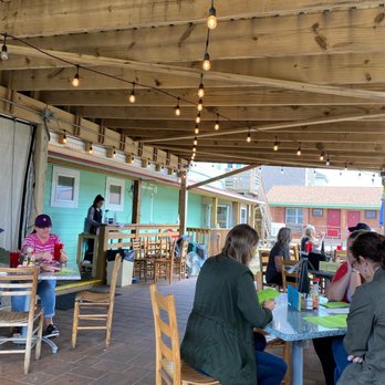 Tortuga's Lie - Outside patio seating - Seafood Near Me - Nags Head, North Carolina Tortuga's Lie - Outside patio seating - Seafood Near Me - Nags Head, North Carolina