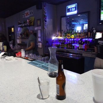 Division St Icehouse - Bar situation - Bars Near Me - Arlington, Texas Division St Icehouse - Bar situation - Bars Near Me - Arlington, Texas
