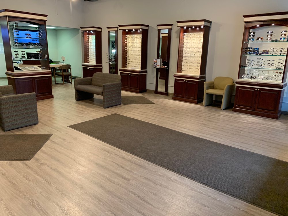 CHITTICK FAMILY EYE CARE Updated August 2024 122 W Court St, Paris, Illinois Eyewear