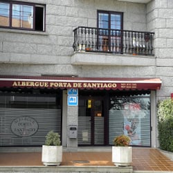 Albergue Porta de Santiago - Outside of the albergue.