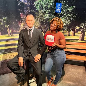 Hollywood Wax Museum - Museums Near Me - Pigeon Forge, Tennessee