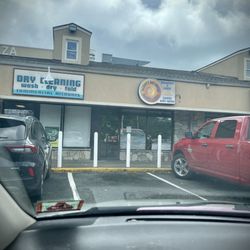 Danny's Bayshore Bagels - Easy to find off main street