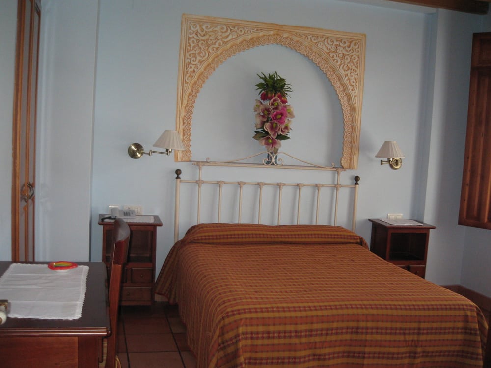 Abadia Hotel