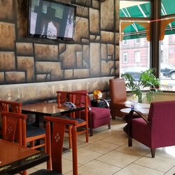 Maxwell's Cafe & Grill - Inside
