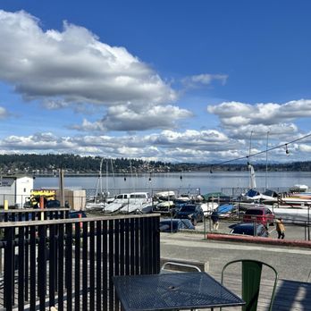 Magnuson Cafe & Brewery - Great place to drink beer and watch the waterfront activity - Brewpubs Near Me - Seattle, Washington