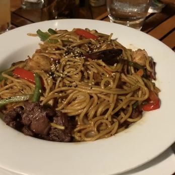 Havana Moon - Noodle Dish - Cocktail Bars Near Me - Chacalal, ROO