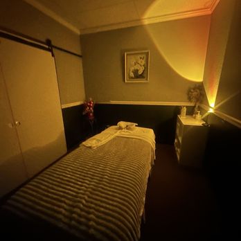 Super Massage - My setup for my massage - Massage Therapy Near Me - Clovis, California Super Massage - My setup for my massage - Massage Therapy Near Me - Clovis, California