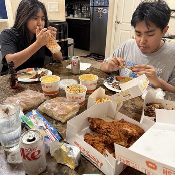 Pollo Campero - Chicken Shop Near Me - Orlando, Florida Pollo Campero - Chicken Shop Near Me - Orlando, Florida