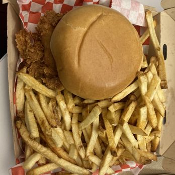 Cluckers - Original Clucker - comes with fries. Many fries! - Chicken Shop Near Me - Reno, Nevada